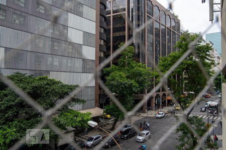 Vista do quarto de apartamento para alugar com 2 quartos, 64m² em Centro, Rio de Janeiro