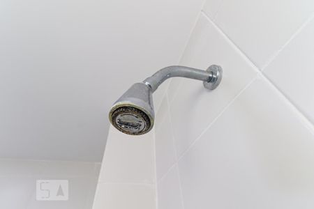 Casa de condomínio à venda com 180m², 4 quartos e 2 vagas Casa de condomínio à venda com 180m², 4 quartos e 2 vagasBanheiro corredor