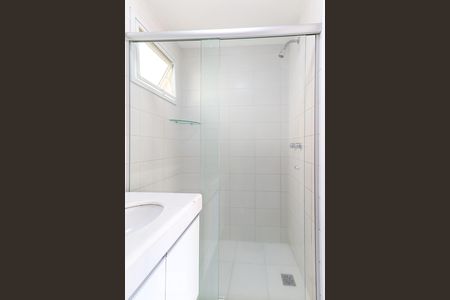 Casa de condomínio à venda com 180m², 4 quartos e 2 vagas Casa de condomínio à venda com 180m², 4 quartos e 2 vagasBanheiro da Suíte 2