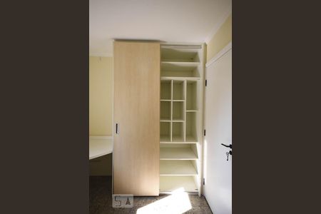 Armário do Quarto  de apartamento para alugar com 2 quartos, 66m² em Vila Andrade, São Paulo