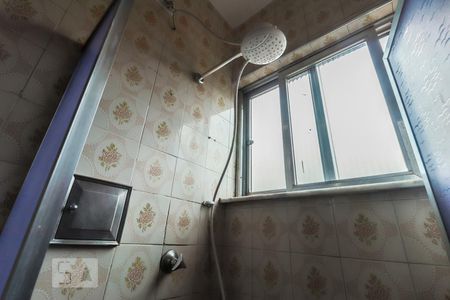 Banheiro de apartamento para alugar com 1 quarto, 40m² em Freguesia , Rio de Janeiro