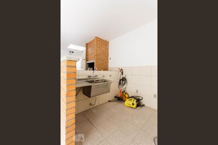 Casa à venda com 120m², 2 quartos e 4 vagas Casa à venda com 120m², 2 quartos e 4 vagasÁrea de Serviço