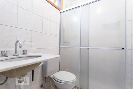 Casa à venda com 120m², 2 quartos e 4 vagas Casa à venda com 120m², 2 quartos e 4 vagasBanheiro de Serviço