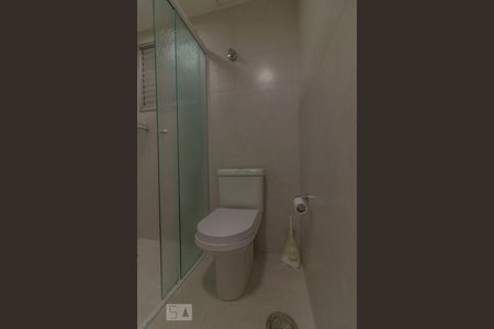 Banheiro de apartamento para alugar com 2 quartos, 80m² em Rudge Ramos, São Bernardo do Campo