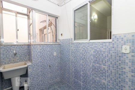 Apartamento à venda com 82m², 3 quartos e 1 vagaÁrea de serviço