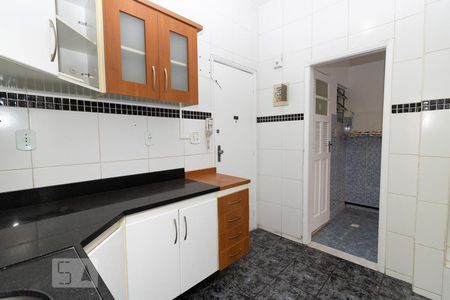 Apartamento à venda com 82m², 3 quartos e 1 vagaCozinha