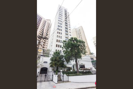 Apartamento para alugar com 190m², 4 quartos e 2 vagasFachada