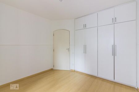 Apartamento para alugar com 190m², 4 quartos e 2 vagasQuarto 2