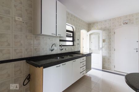 Apartamento para alugar com 190m², 4 quartos e 2 vagasBanheiro Suite 2