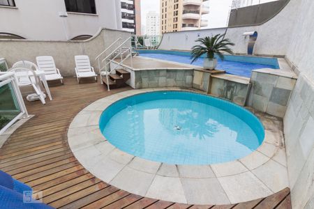 Apartamento para alugar com 190m², 4 quartos e 2 vagasPiscinas
