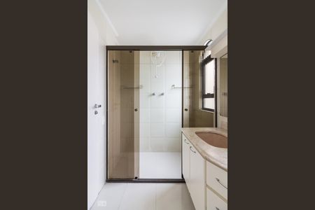 Apartamento para alugar com 190m², 4 quartos e 2 vagasBanheiro Social