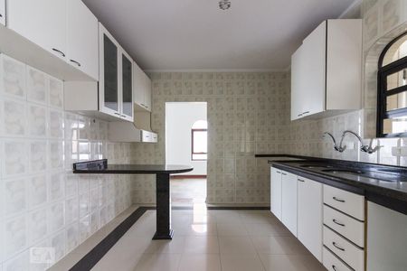 Apartamento para alugar com 190m², 4 quartos e 2 vagasBanheiro Suite 2