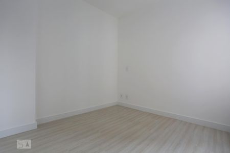 Apartamento para alugar com 70m², 3 quartos e 2 vagas Apartamento para alugar com 70m², 3 quartos e 2 vagasSuíte
