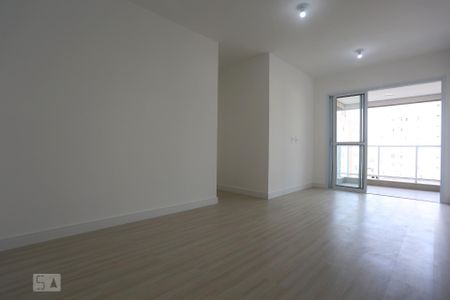 Apartamento para alugar com 70m², 3 quartos e 2 vagas Apartamento para alugar com 70m², 3 quartos e 2 vagasSala