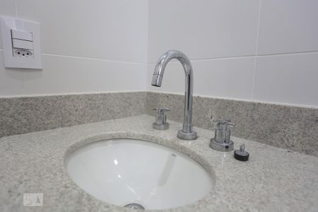 Apartamento para alugar com 70m², 3 quartos e 2 vagas Apartamento para alugar com 70m², 3 quartos e 2 vagasBanheiro