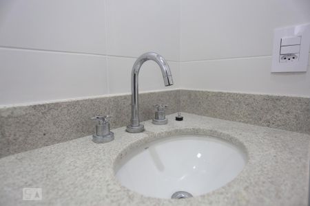 Apartamento para alugar com 70m², 3 quartos e 2 vagas Apartamento para alugar com 70m², 3 quartos e 2 vagasBanheiro da Suíte