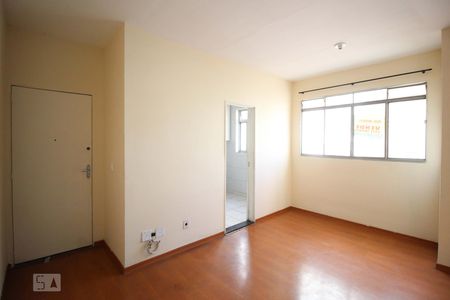 Sala de Apartamento com 2 quartos, 57m² São João Batista