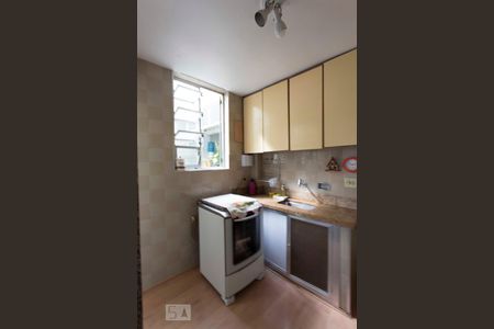 Cozinha de apartamento à venda com 2 quartos, 82m² em Centro, Niterói