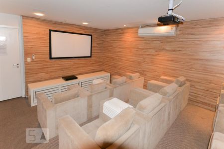 Apartamento à venda com 79m², 3 quartos e 1 vaga Apartamento à venda com 79m², 3 quartos e 1 vagaÁrea comum cinema