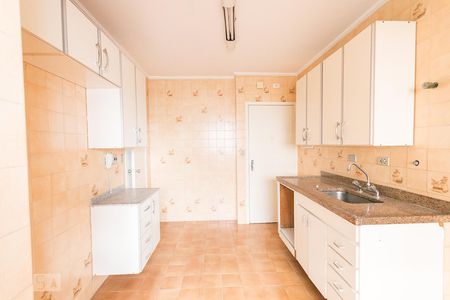 Apartamento para alugar com 98m², 3 quartos e 2 vagasCozinha