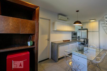 Sala de Jantar de apartamento à venda com 3 quartos, 85m² em Pinheiros, São Paulo