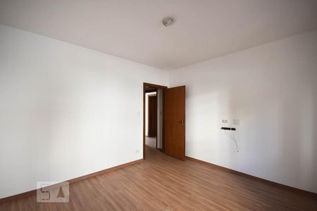 Casa para alugar com 220m², 4 quartos e 4 vagasSuíte 