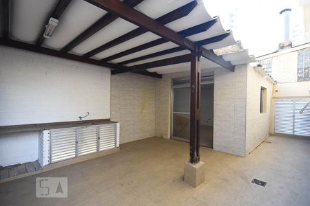 Casa para alugar com 220m², 4 quartos e 4 vagasChurrasqueira