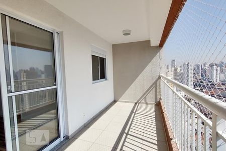 Varanda de kitnet/studio para alugar com 1 quarto, 35m² em Cambuci, São Paulo