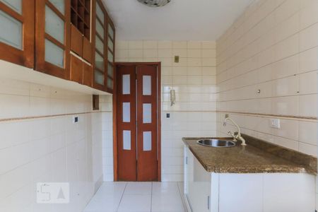 Apartamento à venda com 55m², 2 quartos e 1 vagaCozinha Armário