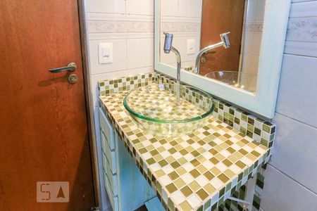 Banheiro de apartamento à venda com 2 quartos, 55m² em Jardim São Savério, São Paulo