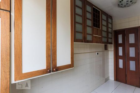 Apartamento à venda com 55m², 2 quartos e 1 vagaCozinha Armário