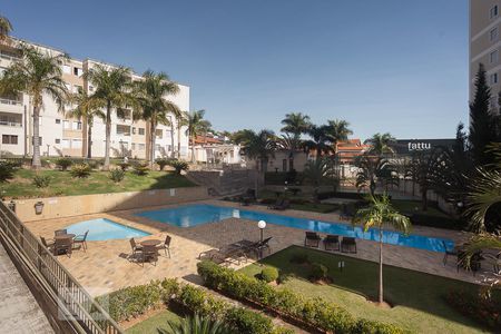 Apartamento para alugar com 51m², 2 quartos e 1 vaga Apartamento para alugar com 51m², 2 quartos e 1 vagaDependências do condominio - piscina