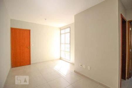 Sala de apartamento à venda com 2 quartos, 75m² em Jaqueline, Belo Horizonte