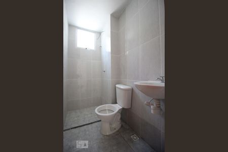 Banheiro social de apartamento à venda com 2 quartos, 75m² em Jaqueline, Belo Horizonte