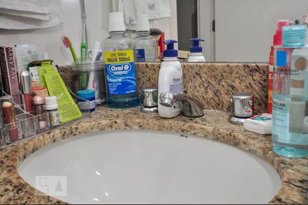 Apartamento à venda com 68m², 2 quartos e 1 vagaBanheiro Suíte