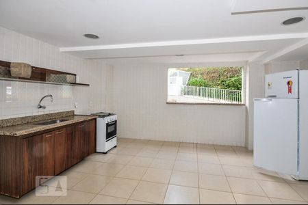 Apartamento à venda com 68m², 2 quartos e 1 vagaCozinha - Churrasqueira