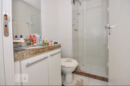 Apartamento à venda com 68m², 2 quartos e 1 vagaBanheiro Suíte
