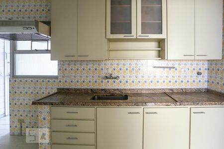 Apartamento à venda com 160m², 3 quartos e 1 vagaCozinha