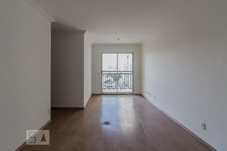 Sala de apartamento para alugar com 3 quartos, 66m² em Vila Metalúrgica, Santo André