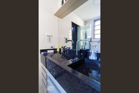 Banheiro Suíte de apartamento à venda com 2 quartos, 120m² em Lins de Vasconcelos, Rio de Janeiro