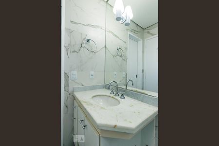 Apartamento à venda com 49m², 1 quarto e 2 vagasBanheiro