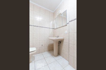 Banheiro Social de apartamento para alugar com 1 quarto, 48m² em Vila Paulista, São Paulo