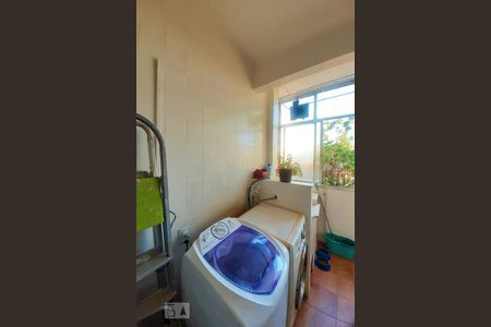 Apartamento à venda com 72m², 3 quartos e sem vagaÁrea de Serviço