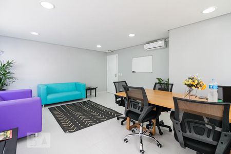 Apartamento para alugar com 55m², 2 quartos e 1 vagaCoworking