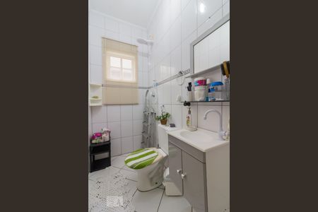Banheiro de casa para alugar com 2 quartos, 97m² em Jardim Santa Clara, Guarulhos