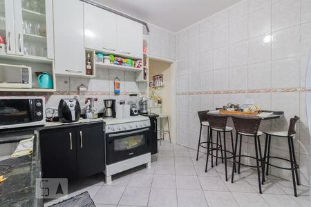 Casa à venda com 97m², 2 quartos e 2 vagasCozinha