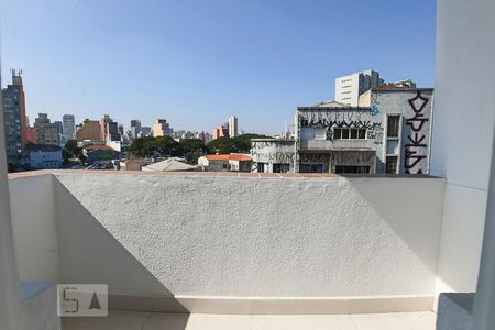 Apartamento à venda com 95m², 2 quartos e sem vagaVaranda