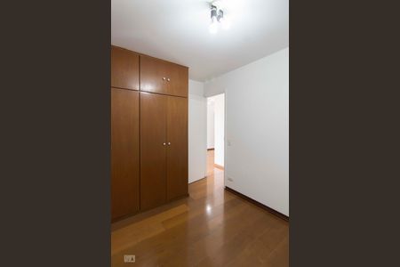 Quarto 2 de apartamento para alugar com 2 quartos, 70m² em Santana, São Paulo