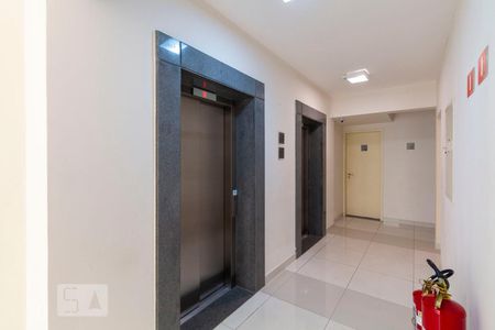 Apartamento à venda com 58m², 2 quartos e sem vagaHall social