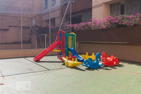 Apartamento à venda com 67m², 2 quartos e 1 vagaPlayground - Condomínio